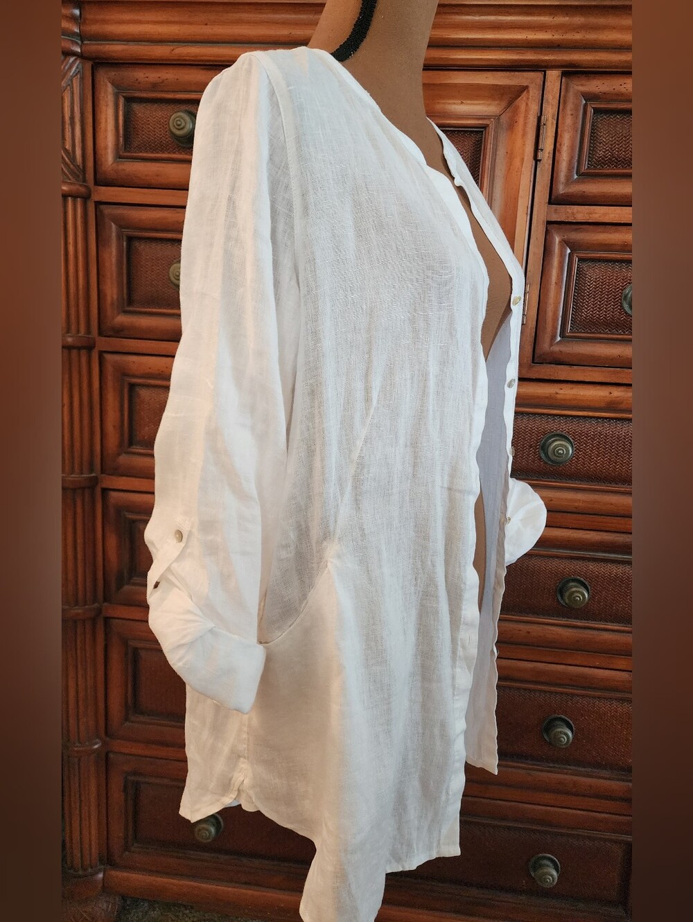 Lagenlook Artsy White Linen With Mother Of Pearl Button-Front Tunic Top/ Pockets